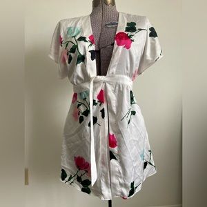 Kate Spade New York Short Sleeve Open Front-Tie Floral Robe